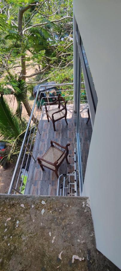 Jungle Beach Restaurant And Hotel-Jbr Galle Ngoại thất bức ảnh