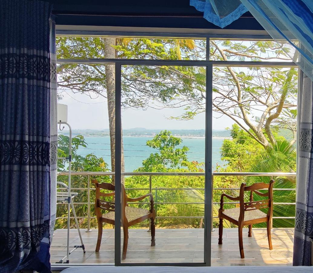 Jungle Beach Restaurant And Hotel-Jbr Galle Ngoại thất bức ảnh