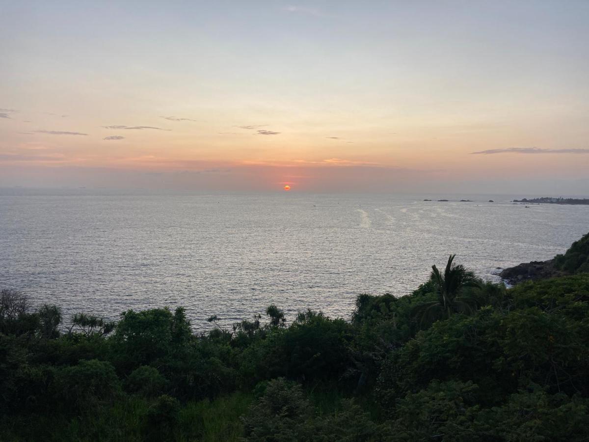 Jungle Beach Restaurant And Hotel-Jbr Galle Ngoại thất bức ảnh