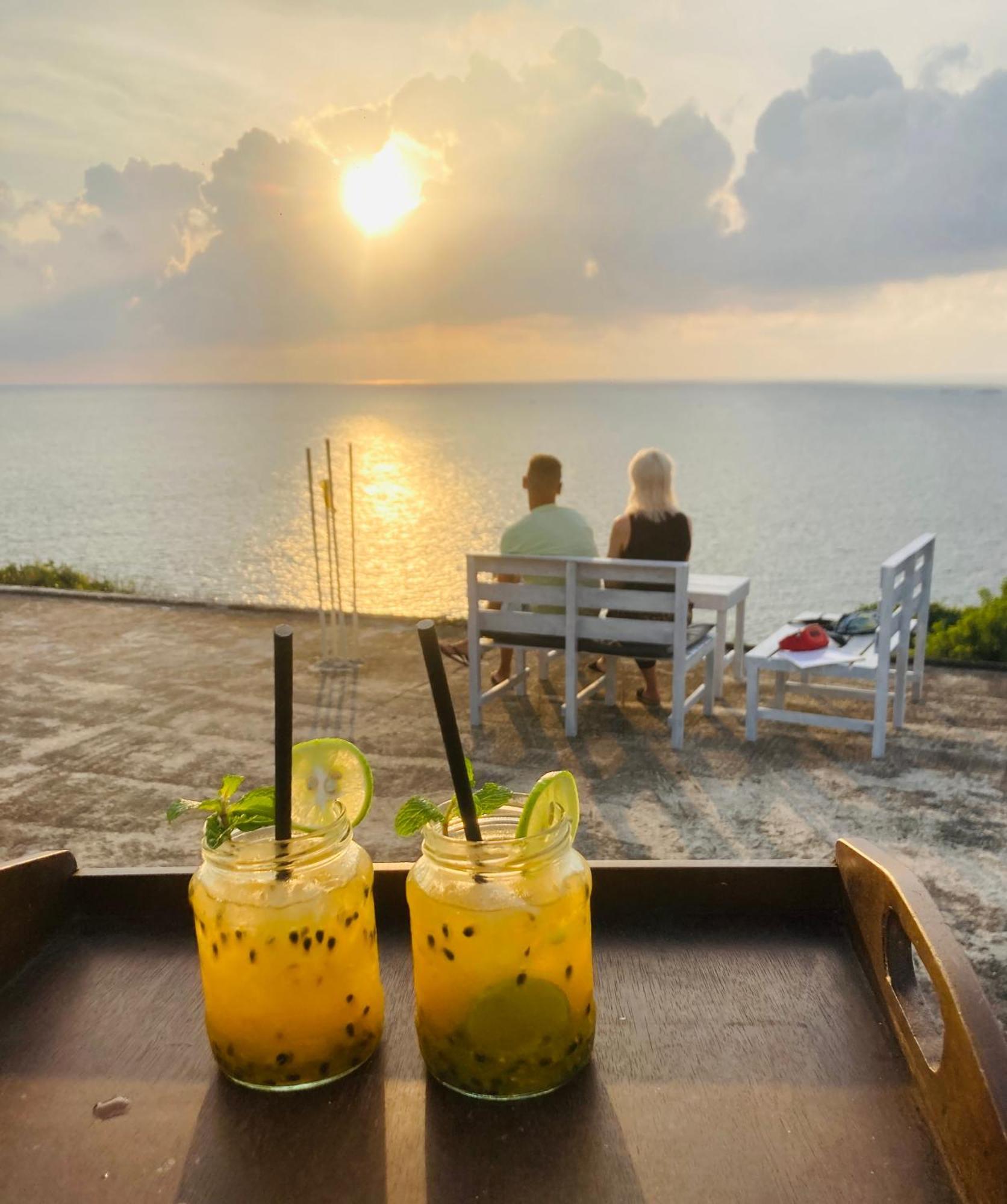 Jungle Beach Restaurant And Hotel-Jbr Galle Ngoại thất bức ảnh