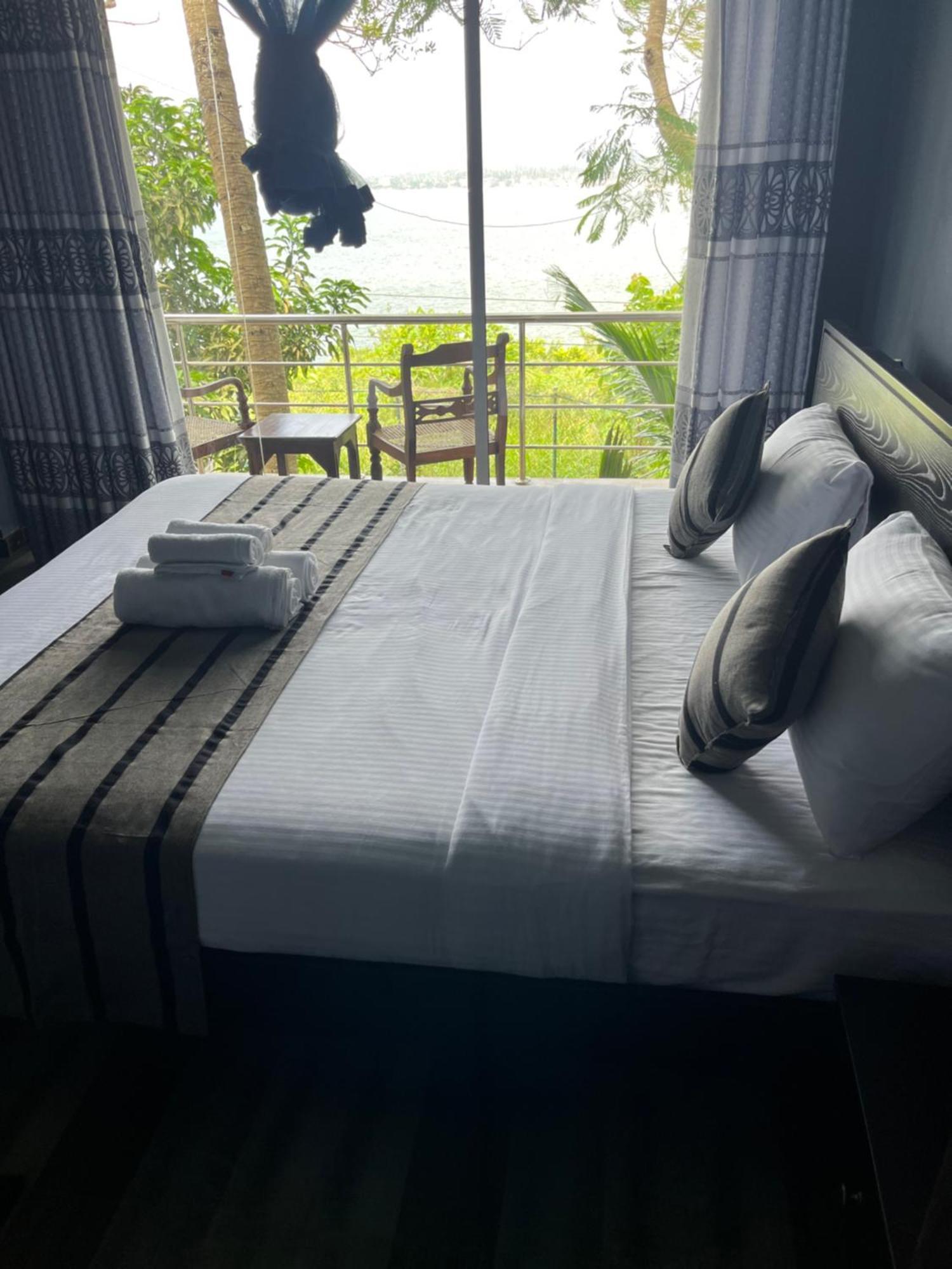 Jungle Beach Restaurant And Hotel-Jbr Galle Ngoại thất bức ảnh